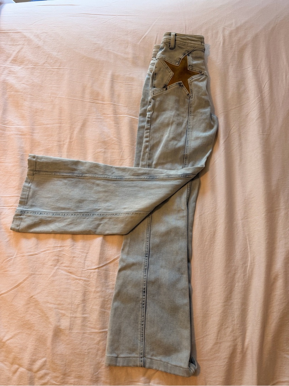 Light Wash Jeans With Yellow Star Pockets - Picture 5 of 12